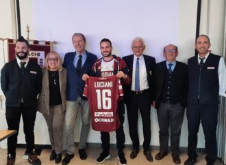 Conad si conferma al fianco della Reggiana e presenta il suo logo sul retro della maglia