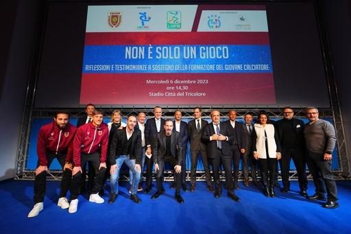 “Il calcio non è solo un gioco”. L’Integrity tour iniziata da Reggio Emilia