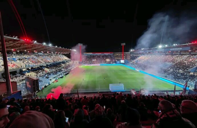 La nostra inchiesta sugli stadi per Euro32