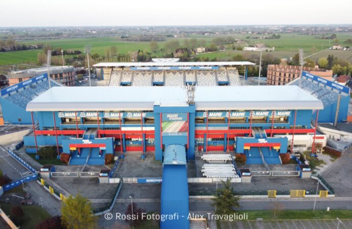 La nostra inchiesta sugli stadi: i nuovi impianti sono a capienza ridotta