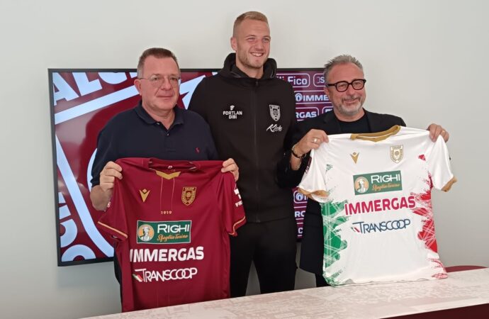 Leon Sipos vuole battere il suo record di 13 gol: “Ma conta più l’obiettivo di squadra”